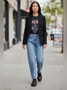 Vintage DKNY Donna Karan New York Black Wool Blazer Tailored Jacket Size 2